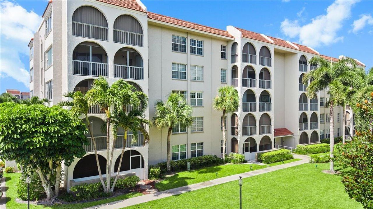 250 NE 20th Street, Boca Raton, FL 33431 Photo