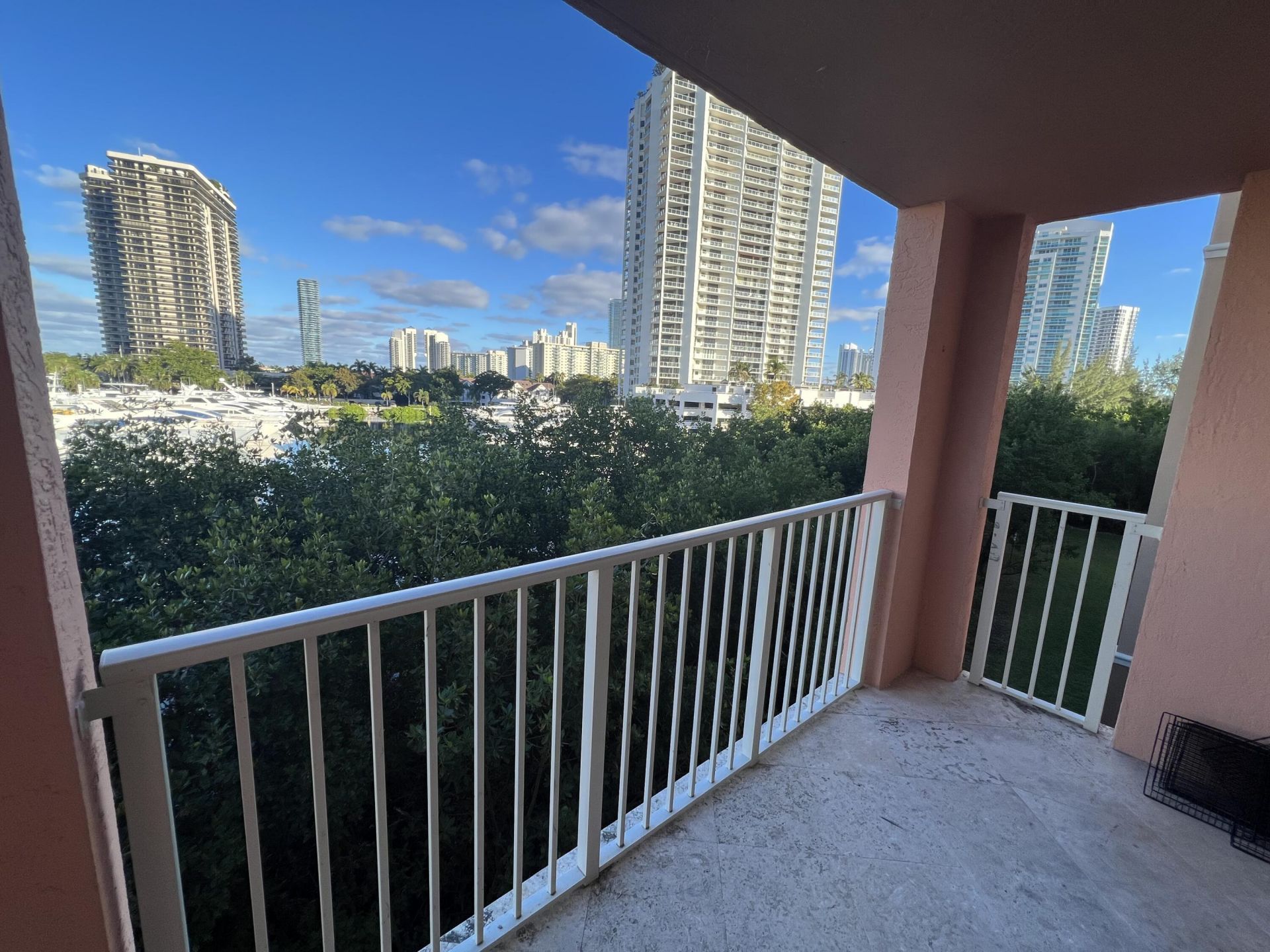 19655 E Country Club Drive, Unit 6404, Aventura, FL 33180 Photo