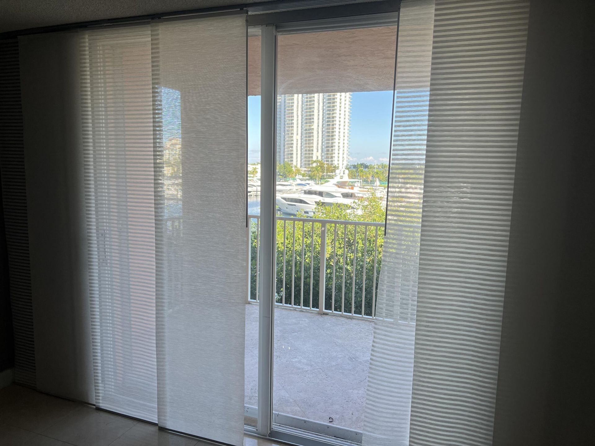 19655 E Country Club Drive, Unit 6404, Aventura, FL 33180 Photo