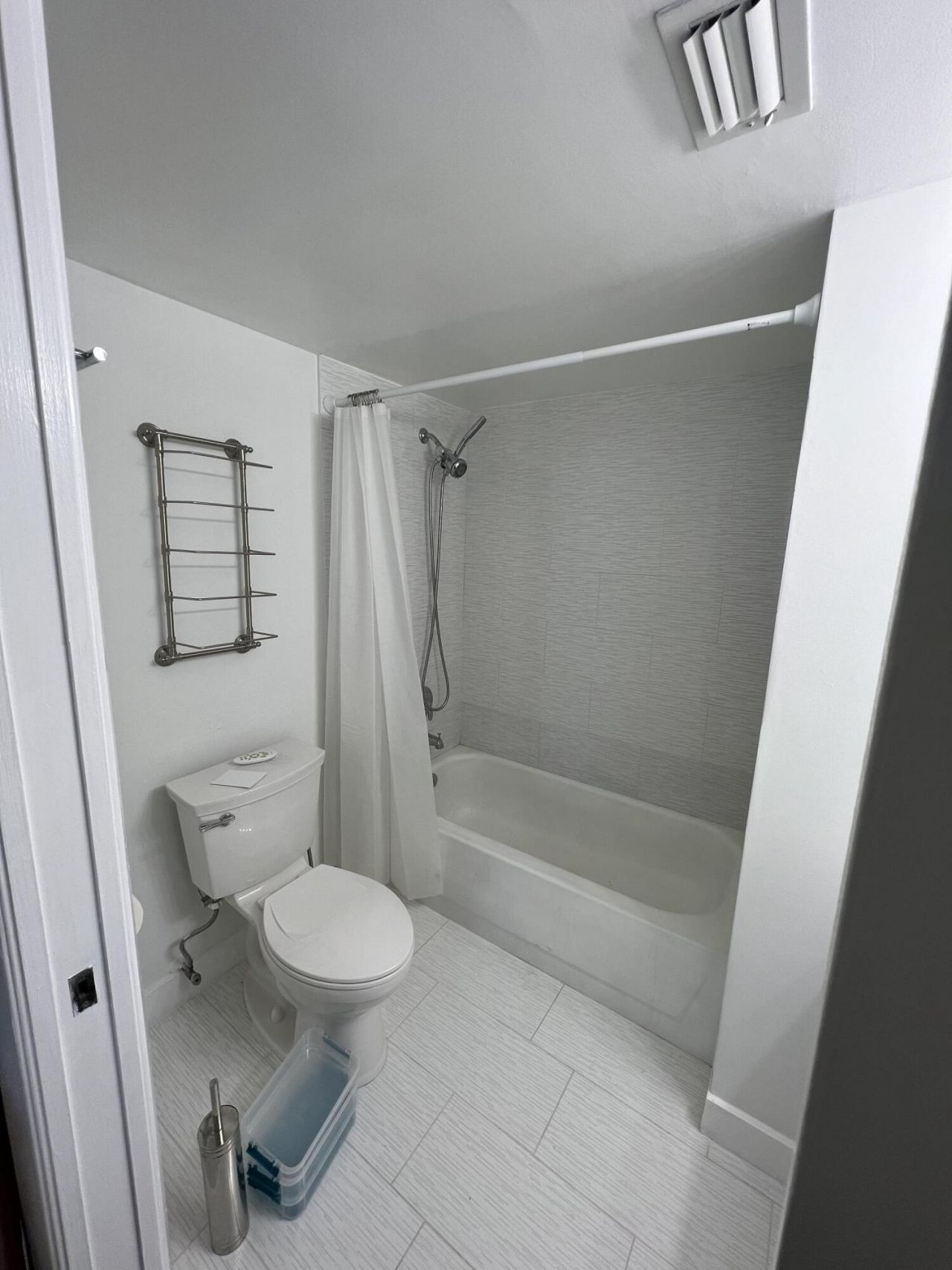 19655 E Country Club Drive, Unit 6404, Aventura, FL 33180 Photo