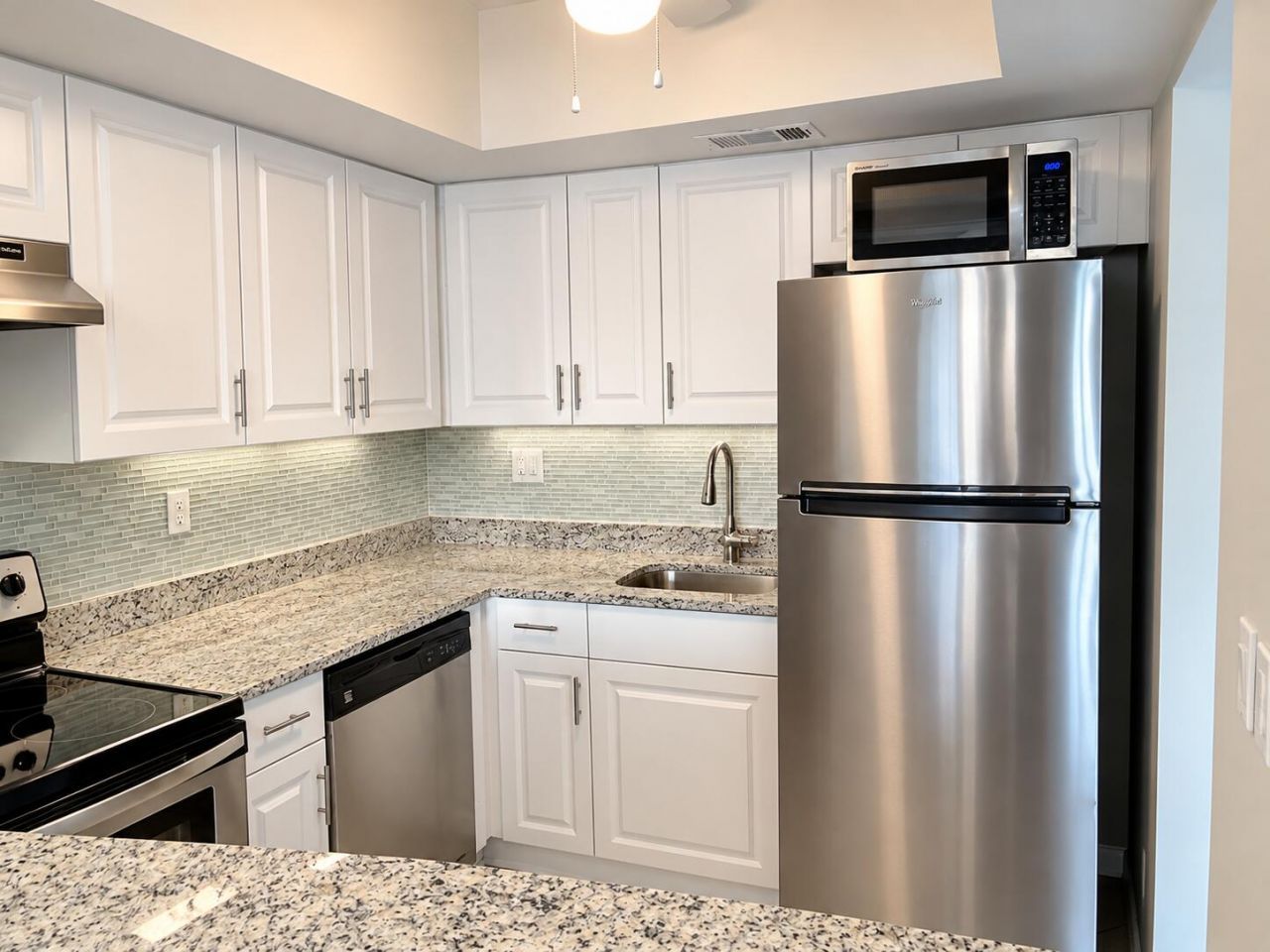 2936 Lake Shore Drive, Unit 309, Riviera Beach, FL 33404 Photo