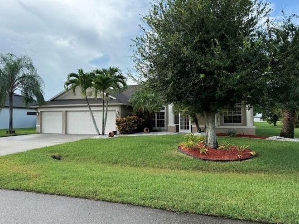 2811 SERENITY Circle S, Fort Pierce, FL 34981