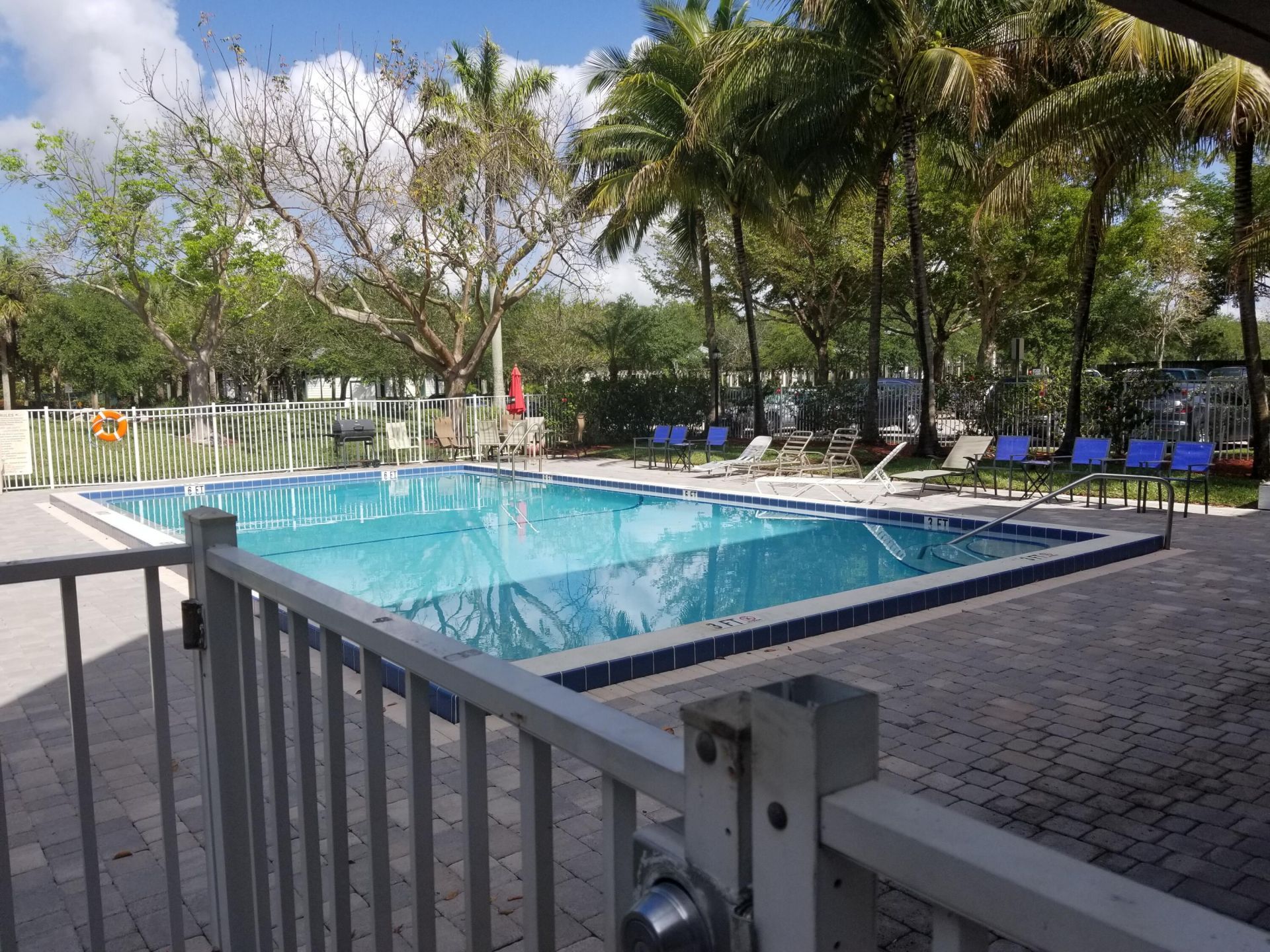 120 Sparrow Drive, Unit 211, Royal Palm Beach, FL 33411 Photo