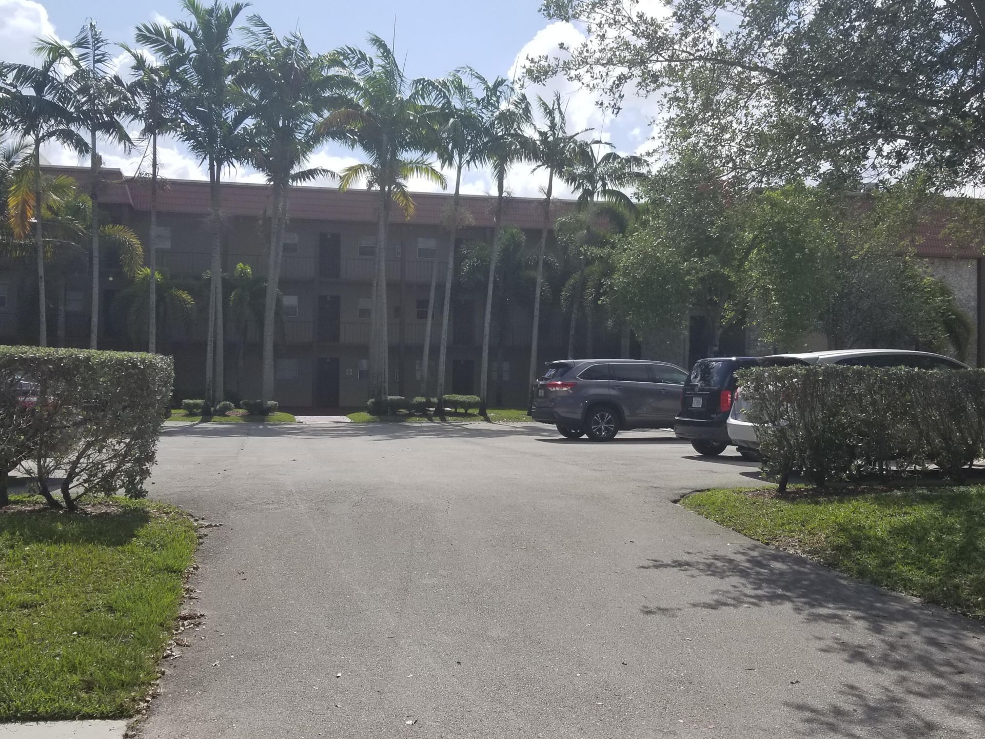 120 Sparrow Drive, Unit 211, Royal Palm Beach, FL 33411 Photo