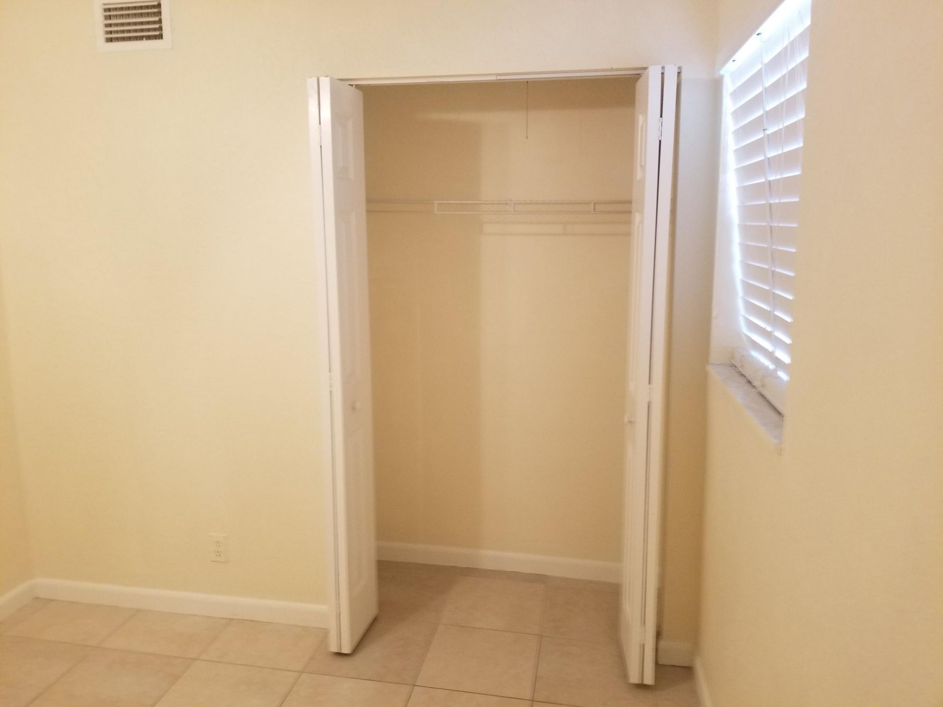 120 Sparrow Drive, Unit 211, Royal Palm Beach, FL 33411 Photo