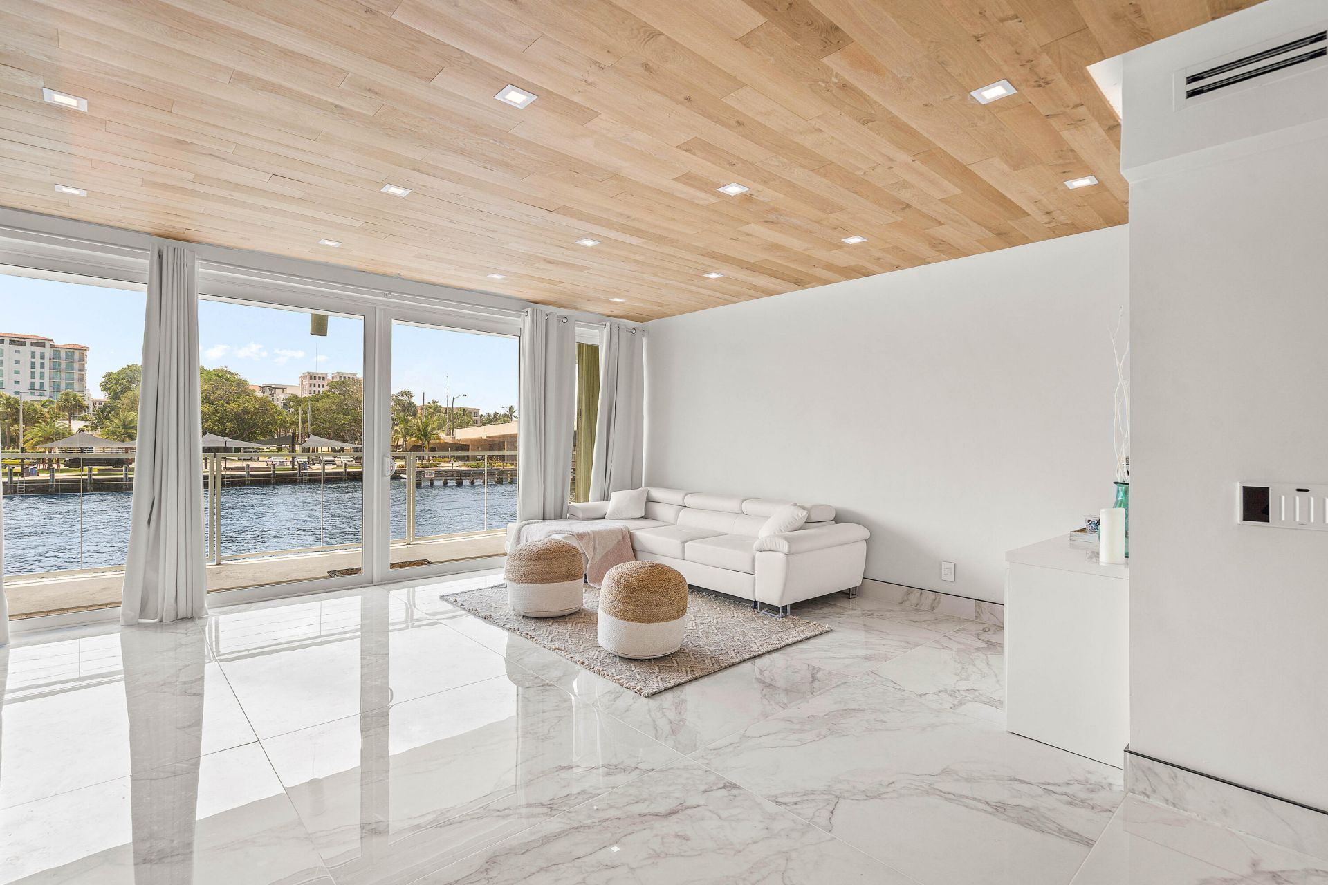 65 SE Spanish Trail, Unit 2070, Boca Raton, FL 33432 Photo