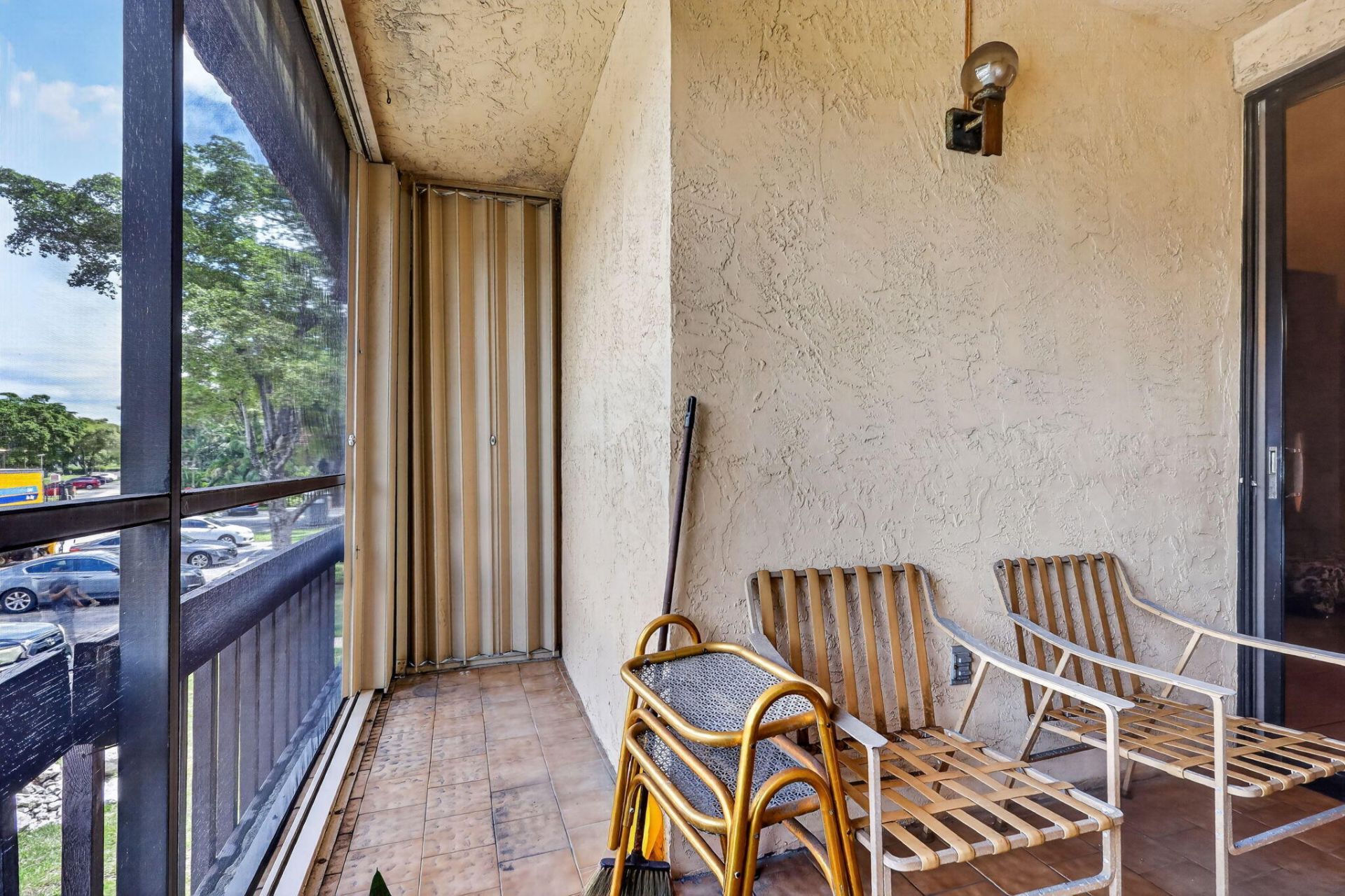 750 NE 199th Street, Unit 204H, Miami, FL 33179 Photo