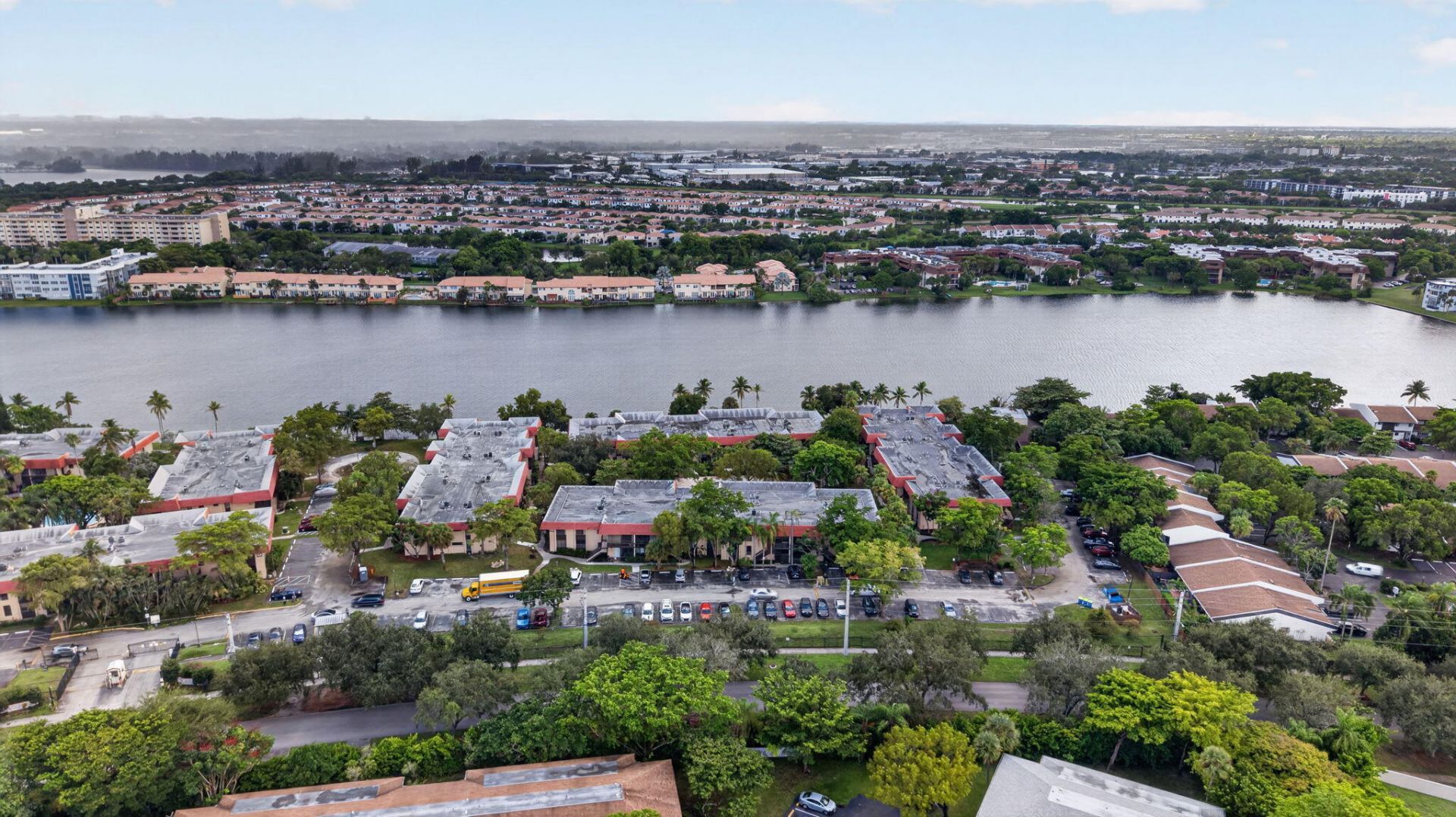 750 NE 199th Street, Unit 204H, Miami, FL 33179 Photo