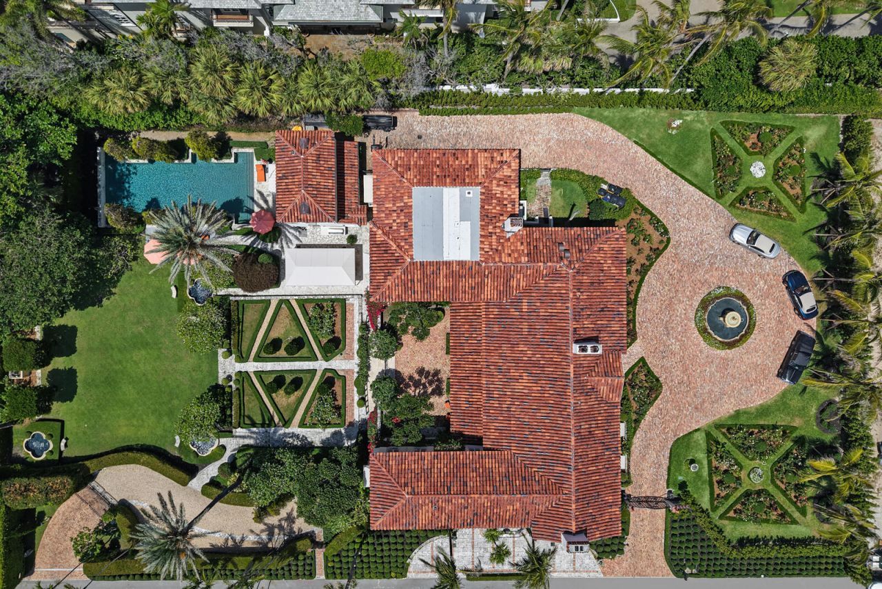 111 Via Del Lago, Palm Beach, FL 33480 Photo