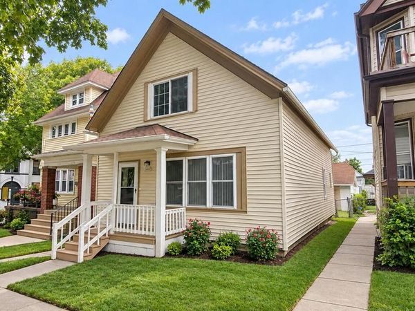2563 S 8th STREET, Milwaukee, WI 53215