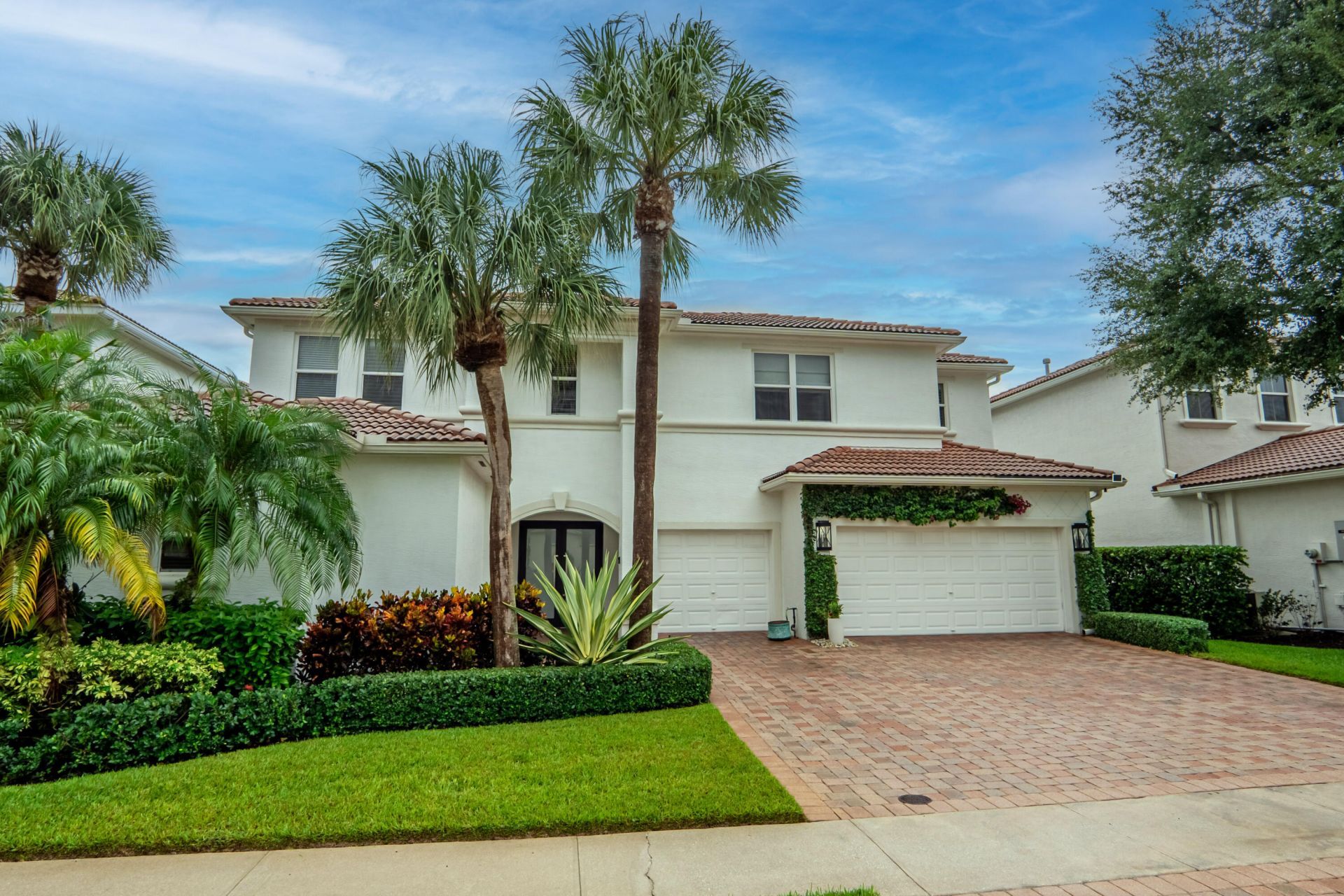 211 Sedona Way, Palm Beach Gardens, FL 33418 Main Photo