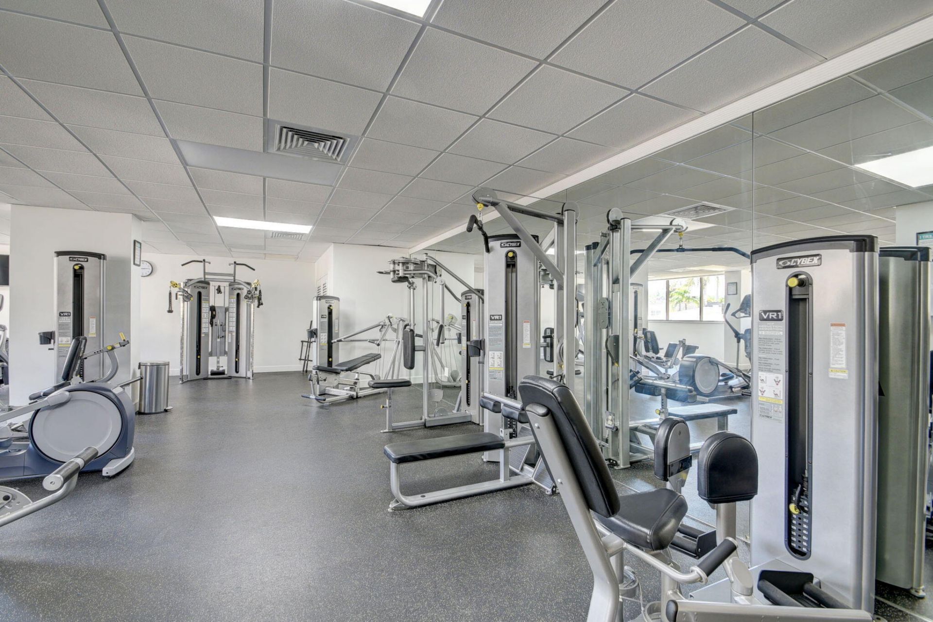 5600 N Flagler Drive, Unit 606, West Palm Beach, FL 33407 Photo