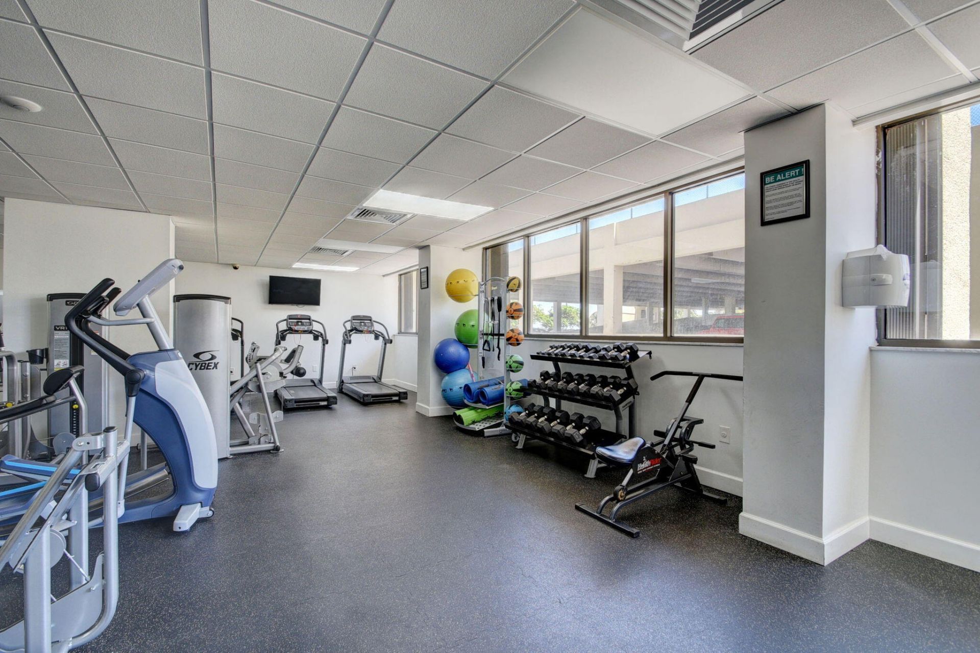 5600 N Flagler Drive, Unit 606, West Palm Beach, FL 33407 Photo