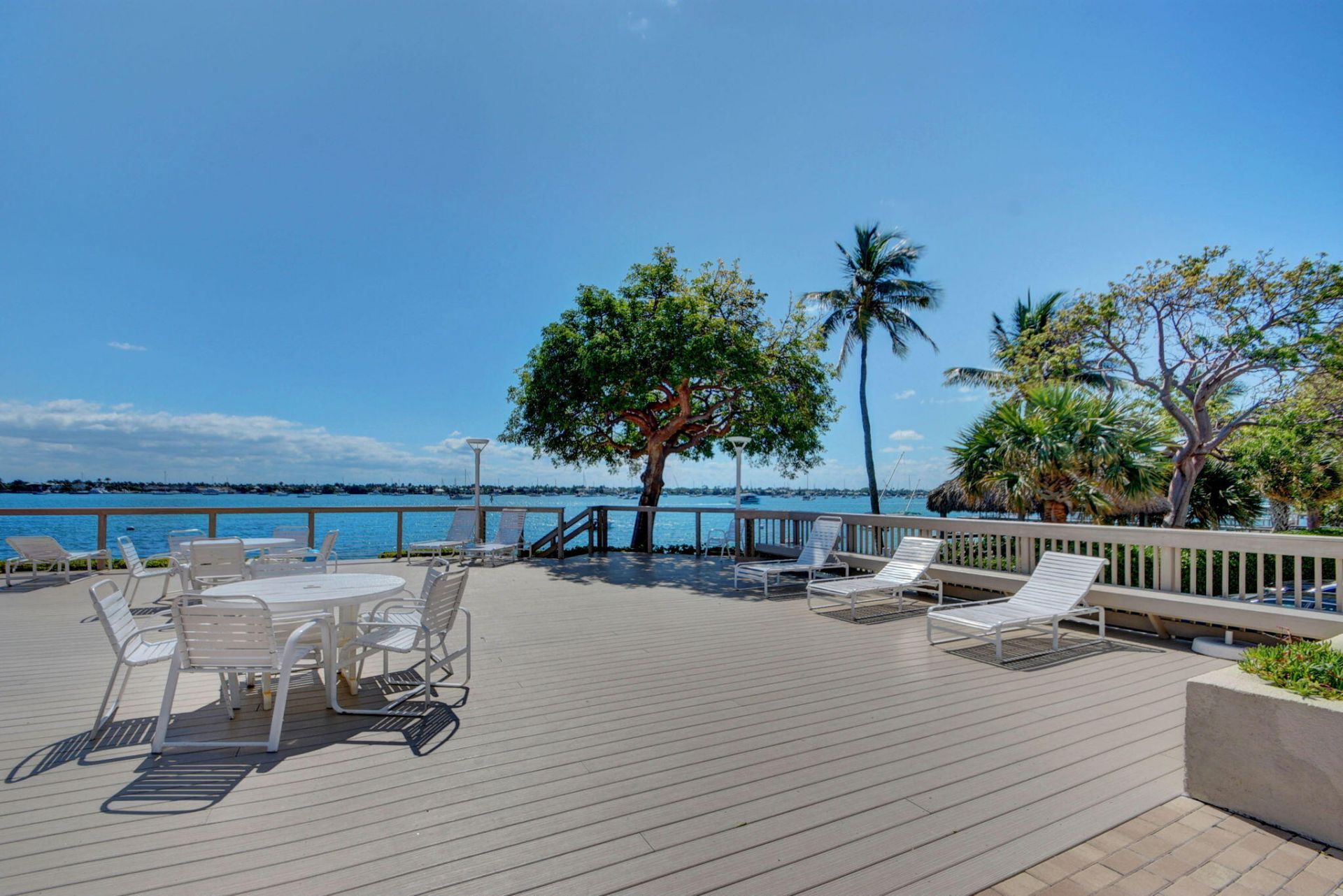 5600 N Flagler Drive, Unit 606, West Palm Beach, FL 33407 Photo