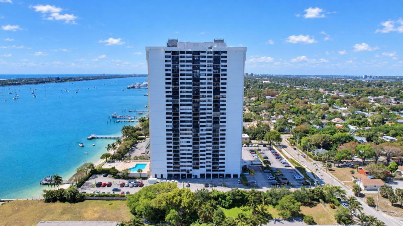 5600 N Flagler Drive, Unit 606, West Palm Beach, FL 33407 Photo