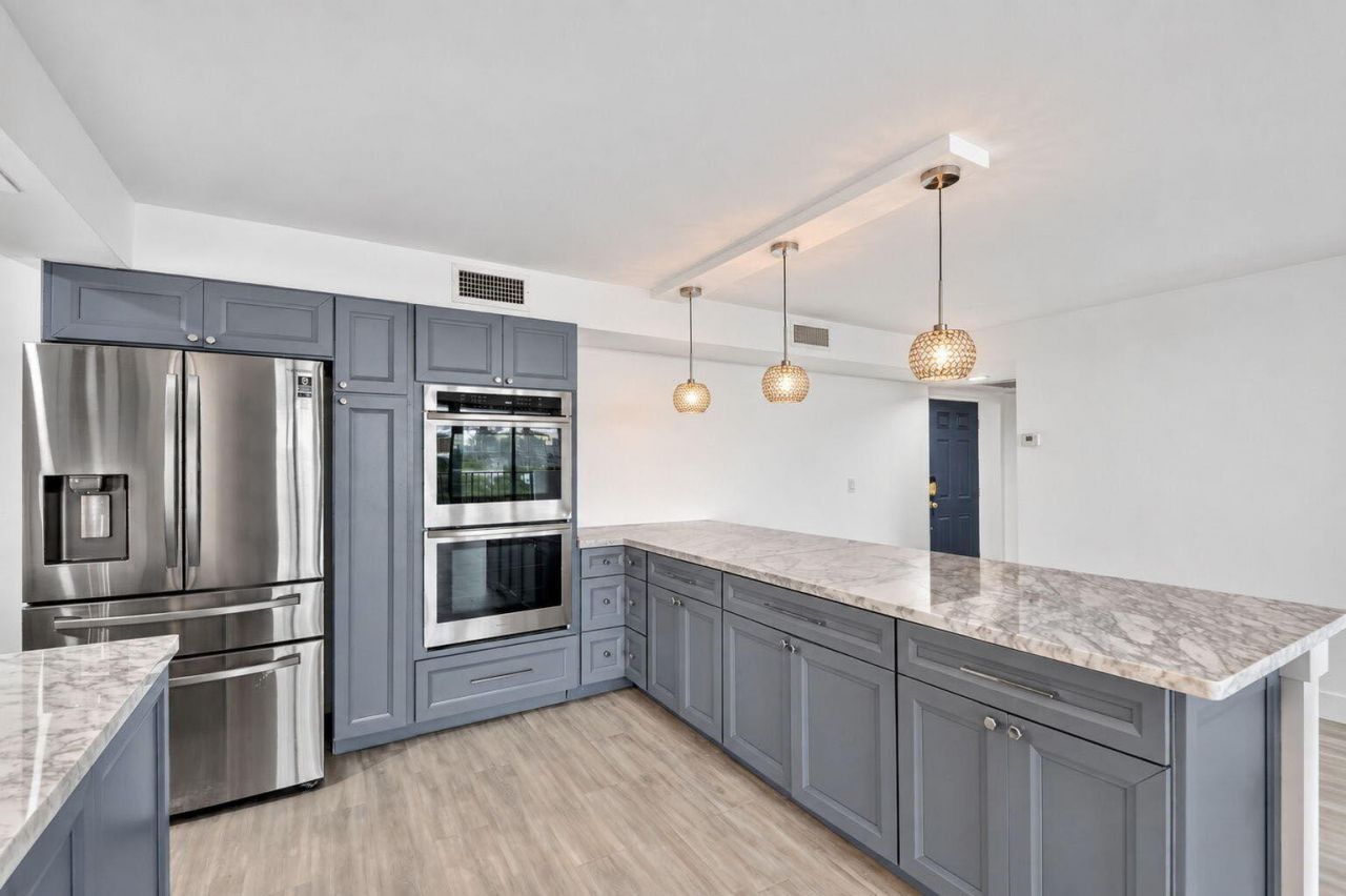 5600 N Flagler Drive, Unit 606, West Palm Beach, FL 33407 Photo