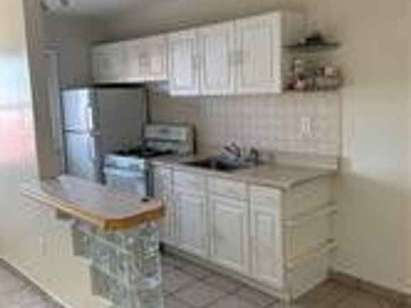525 MERIDIAN Avenue, Unit 306, Miami Beach, FL 33139