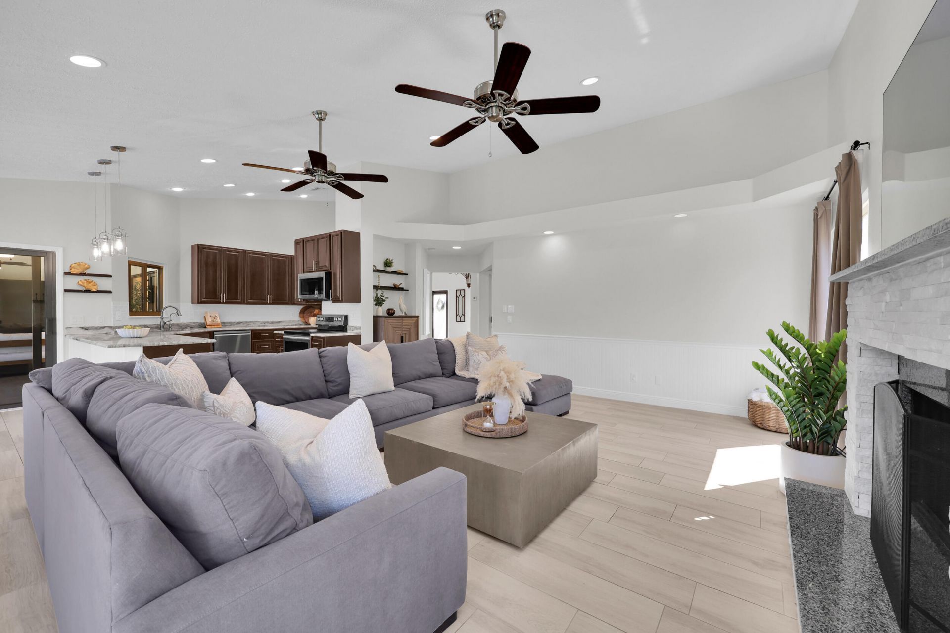 9809 SW Malibu Terrace, Palm City, FL 34990 Photo
