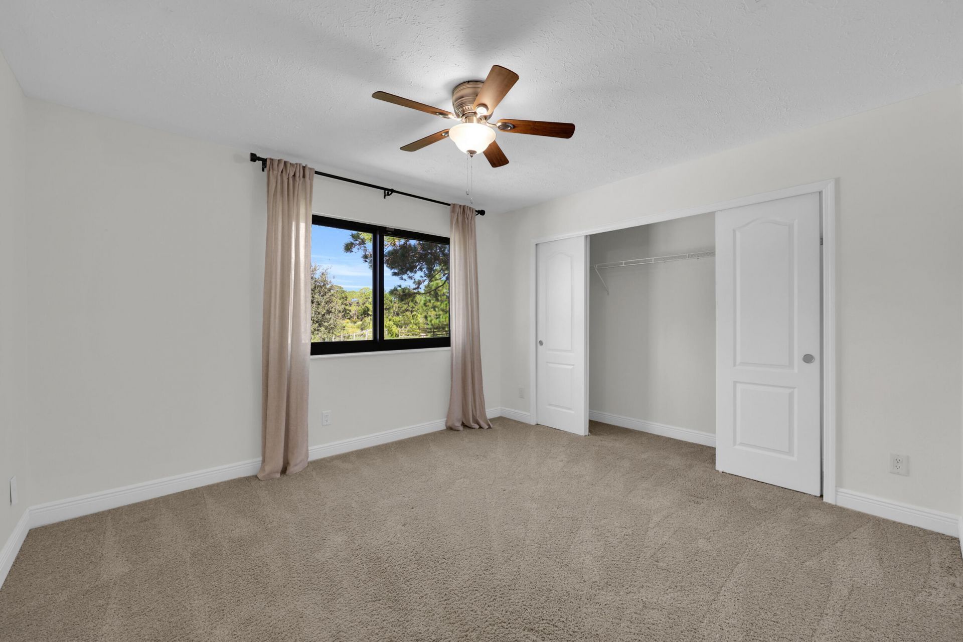 9809 SW Malibu Terrace, Palm City, FL 34990 Photo