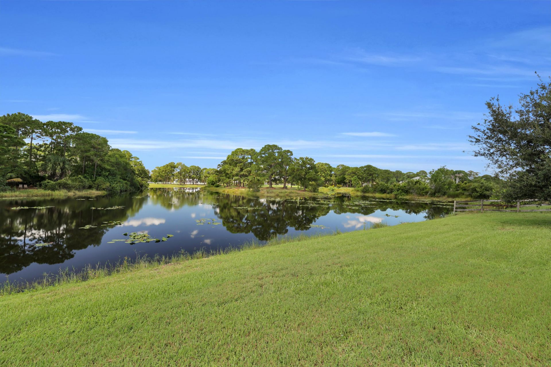 9809 SW Malibu Terrace, Palm City, FL 34990 Photo