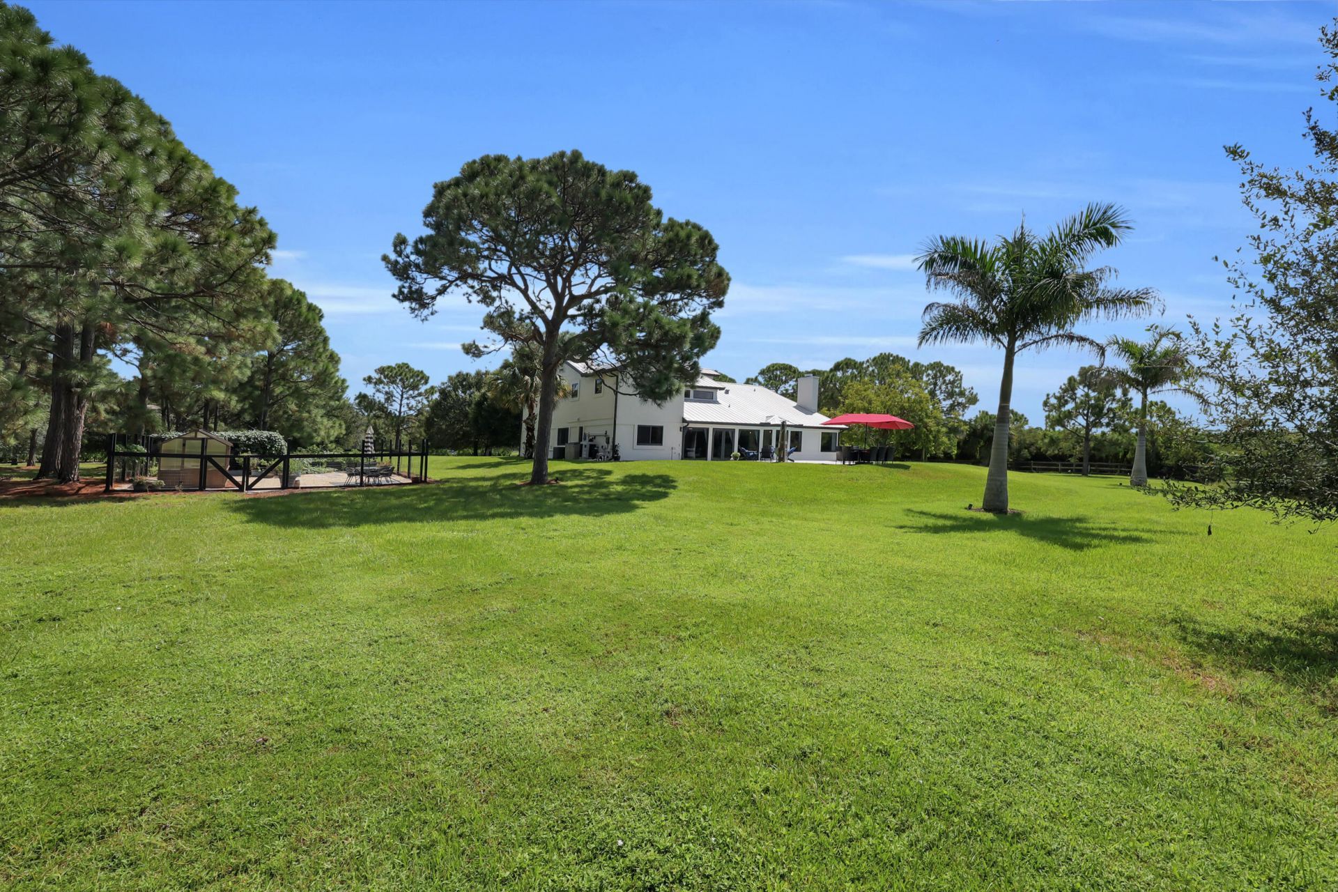 9809 SW Malibu Terrace, Palm City, FL 34990 Photo