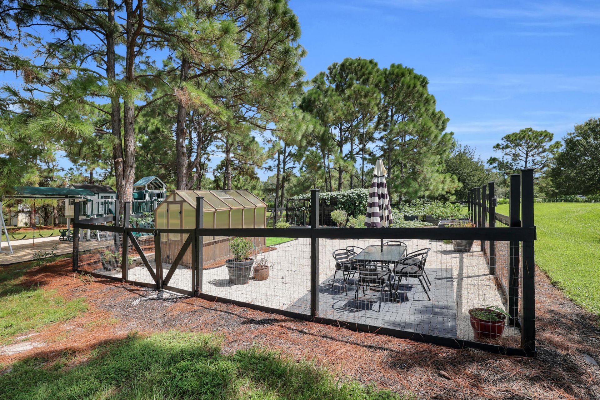 9809 SW Malibu Terrace, Palm City, FL 34990 Photo