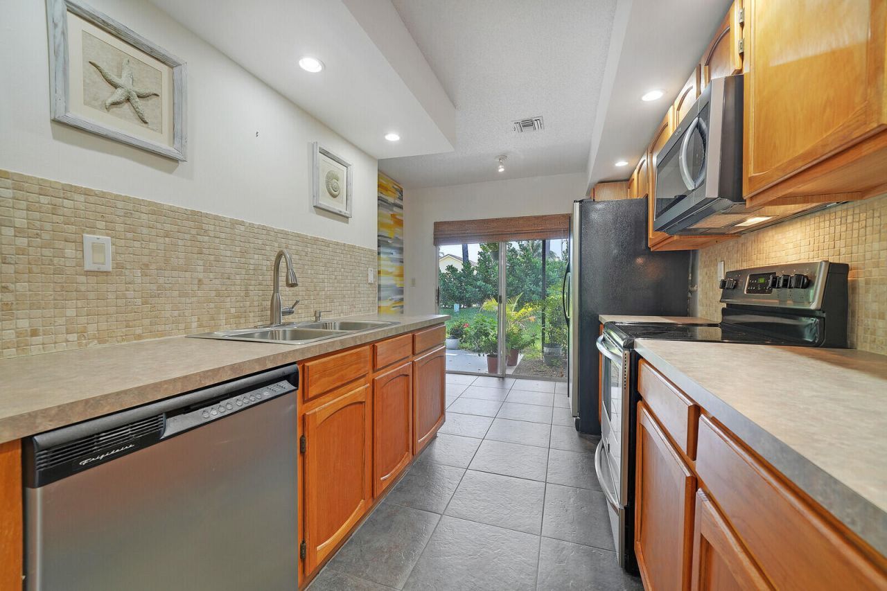5282 Sapphire Valley, Boca Raton, FL 33486 Photo