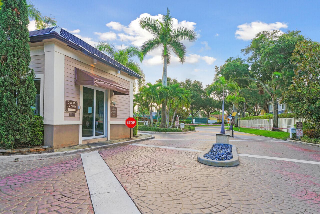 5282 Sapphire Valley, Boca Raton, FL 33486 Photo