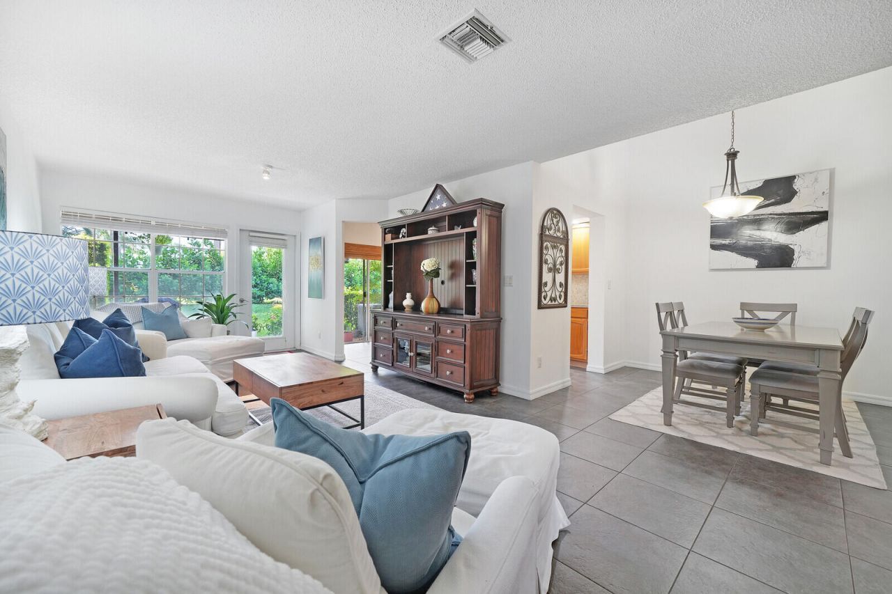 5282 Sapphire Valley, Boca Raton, FL 33486 Photo