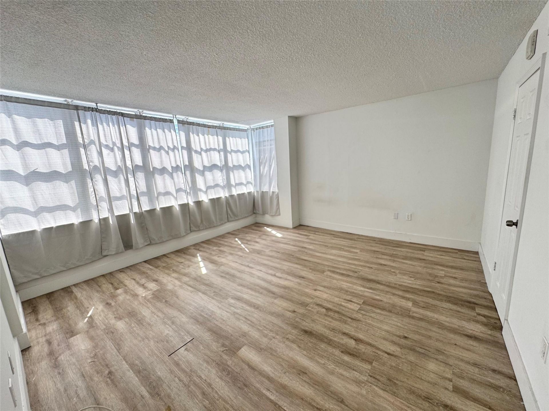 6855 Abbott Avenue, Unit 201, Miami Beach, FL 33141 Photo