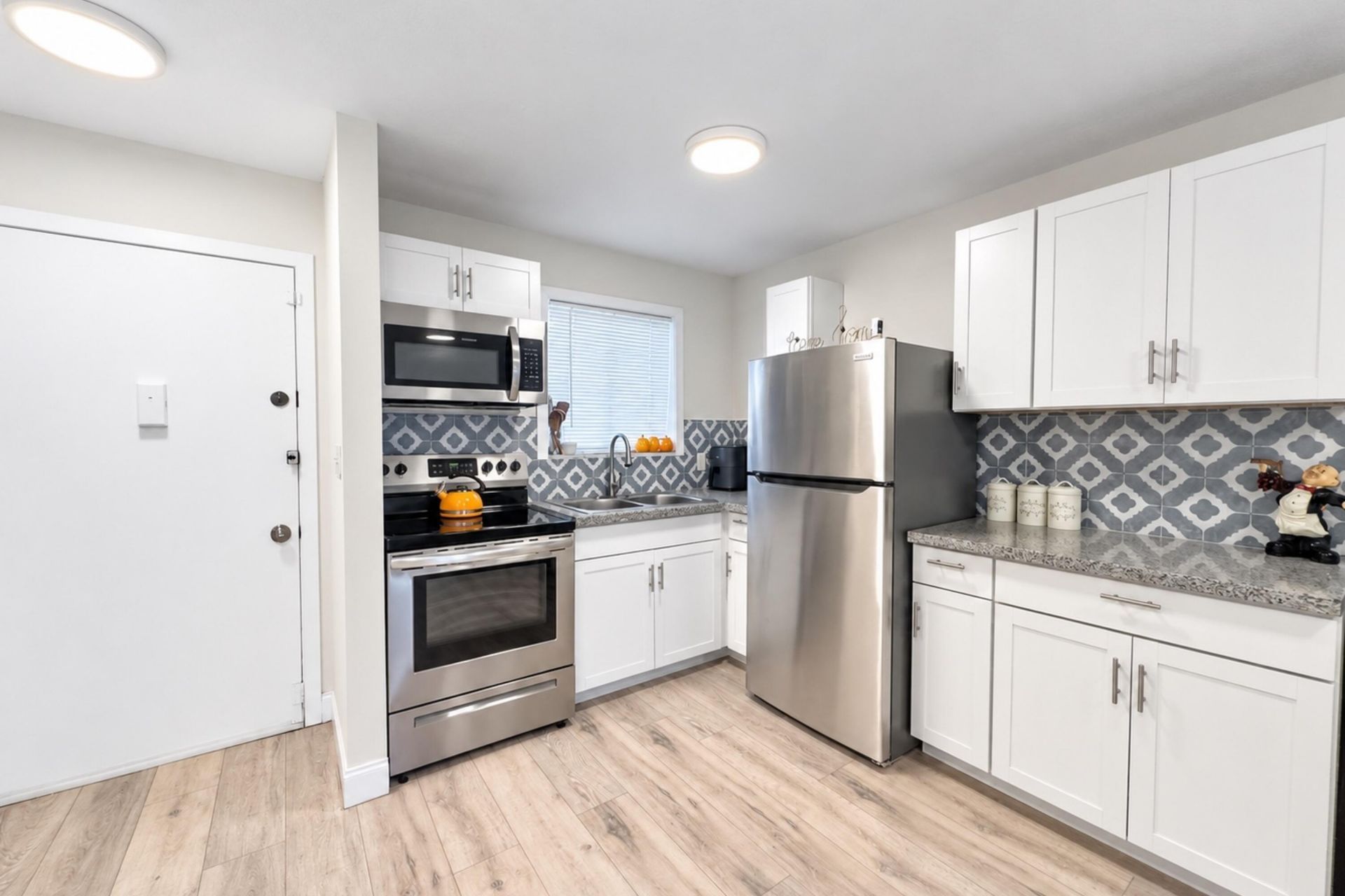 6080 Forest Hill Boulevard, Unit 109, West Palm Beach, FL 33415 Photo
