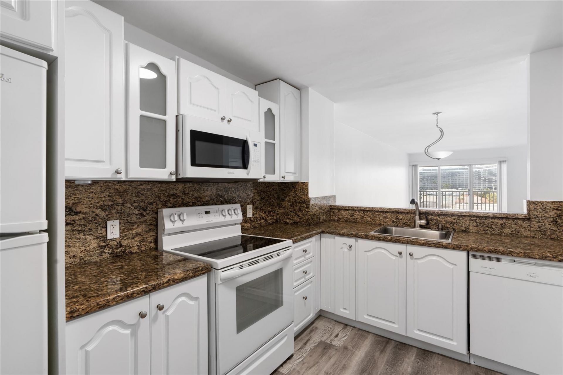 6855 Abbott Avenue, Unit 504, Miami Beach, FL 33141 Photo