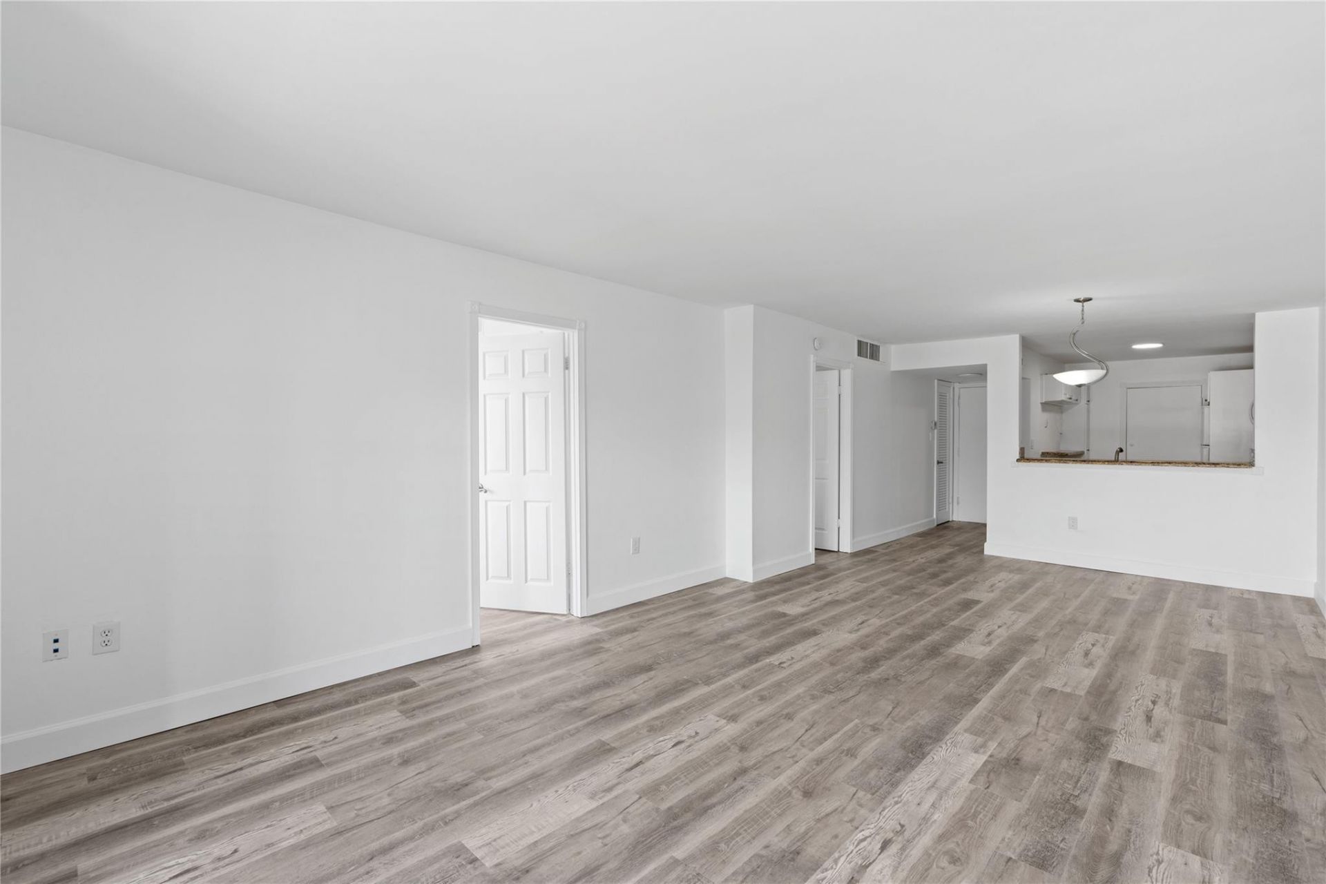 6855 Abbott Avenue, Unit 504, Miami Beach, FL 33141 Photo