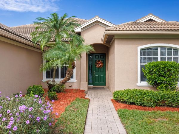 359 NW Sheffield Circle, Port St. Lucie, FL 34983