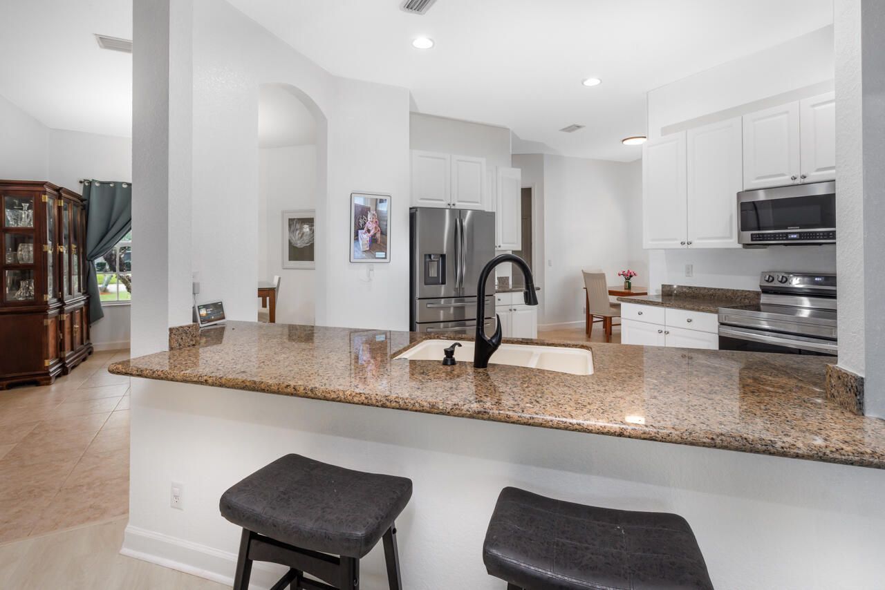 359 NW Sheffield Circle, Port Saint Lucie, FL 34983 Photo