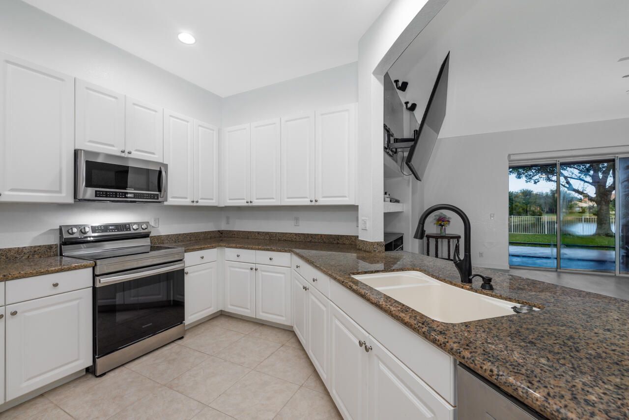 359 NW Sheffield Circle, Port Saint Lucie, FL 34983 Photo