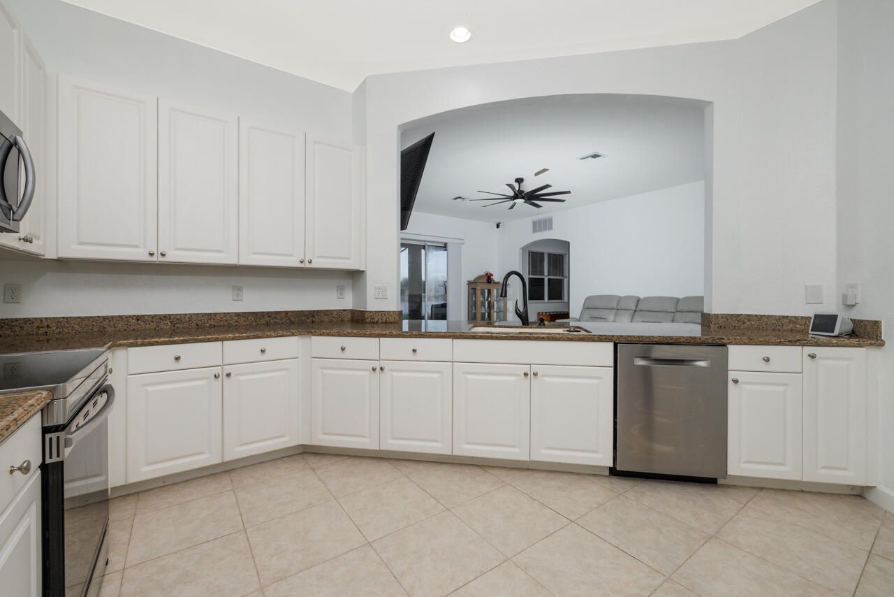 359 NW Sheffield Circle, Port Saint Lucie, FL 34983 Photo