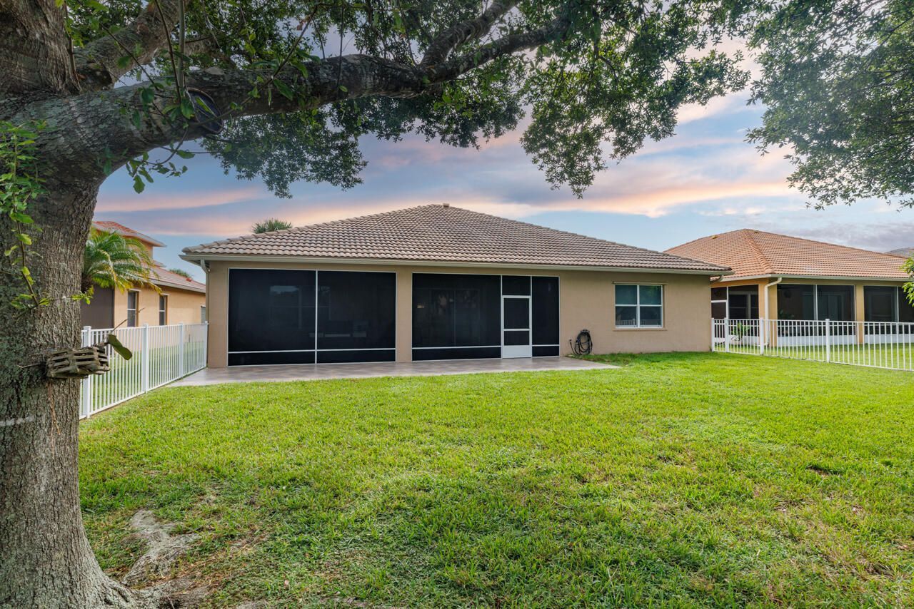 359 NW Sheffield Circle, Port Saint Lucie, FL 34983 Photo