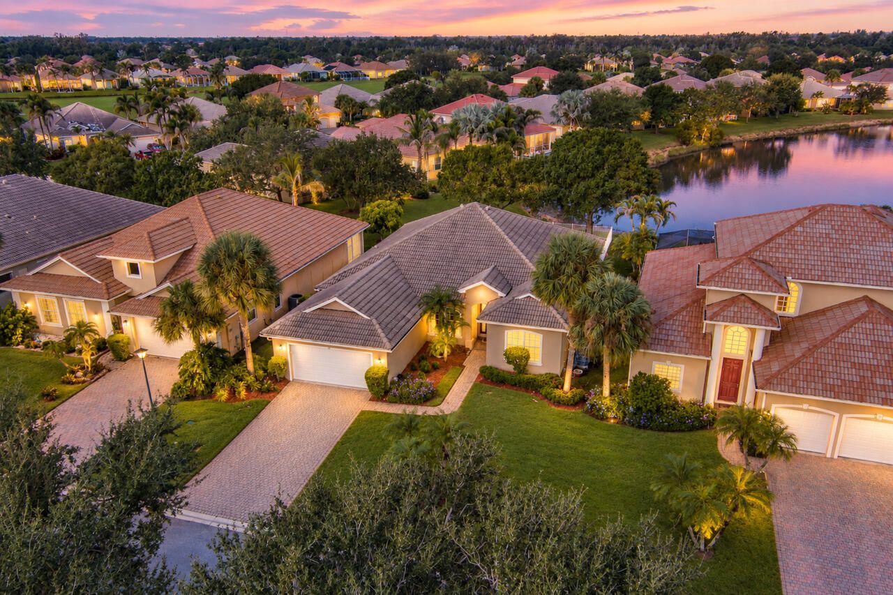 359 NW Sheffield Circle, Port Saint Lucie, FL 34983 Photo