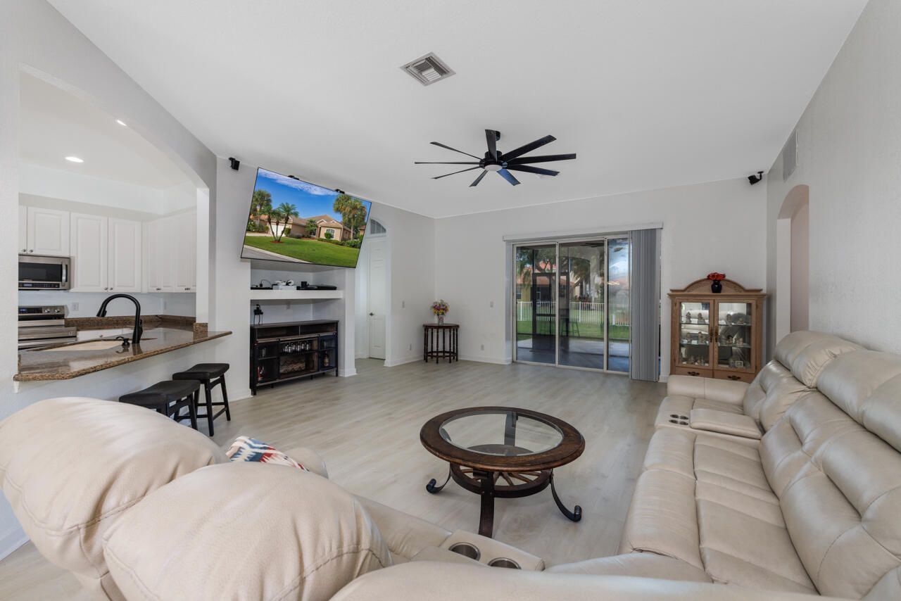 359 NW Sheffield Circle, Port Saint Lucie, FL 34983 Photo