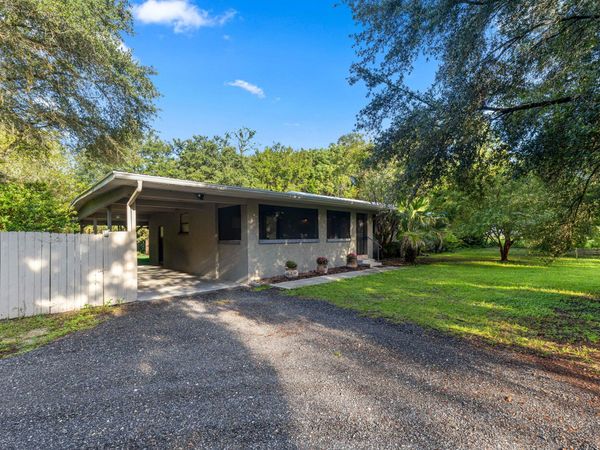 840 PLEASANT Street, Lake Helen, FL 32744