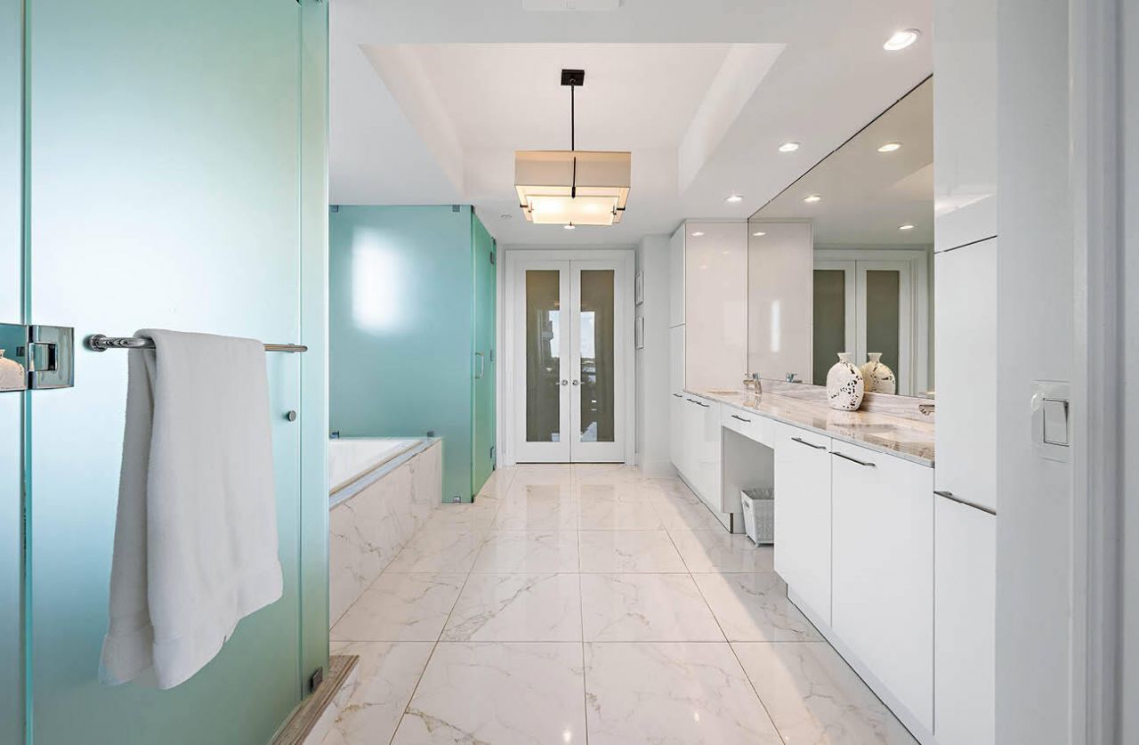 1 Water Club Way, Unit 504, North Palm Beach, FL 33408 Photo