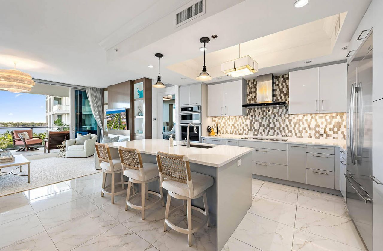 1 Water Club Way, Unit 504, North Palm Beach, FL 33408 Photo