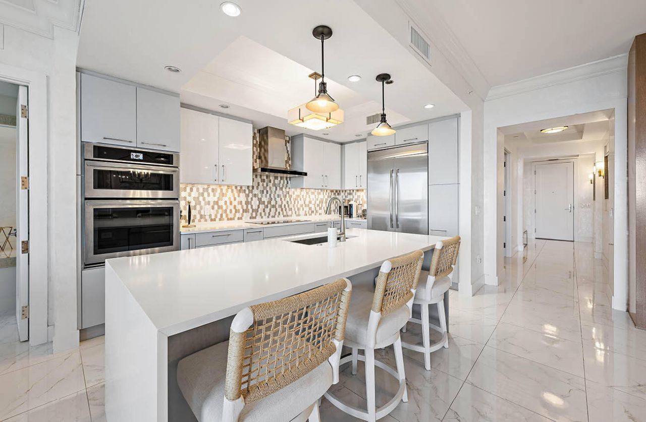 1 Water Club Way, Unit 504, North Palm Beach, FL 33408 Photo