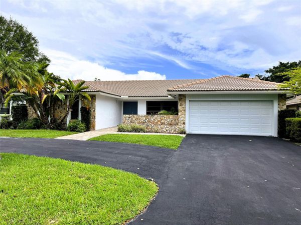 11375 NW 19TH Drive, Coral Springs, FL 33071