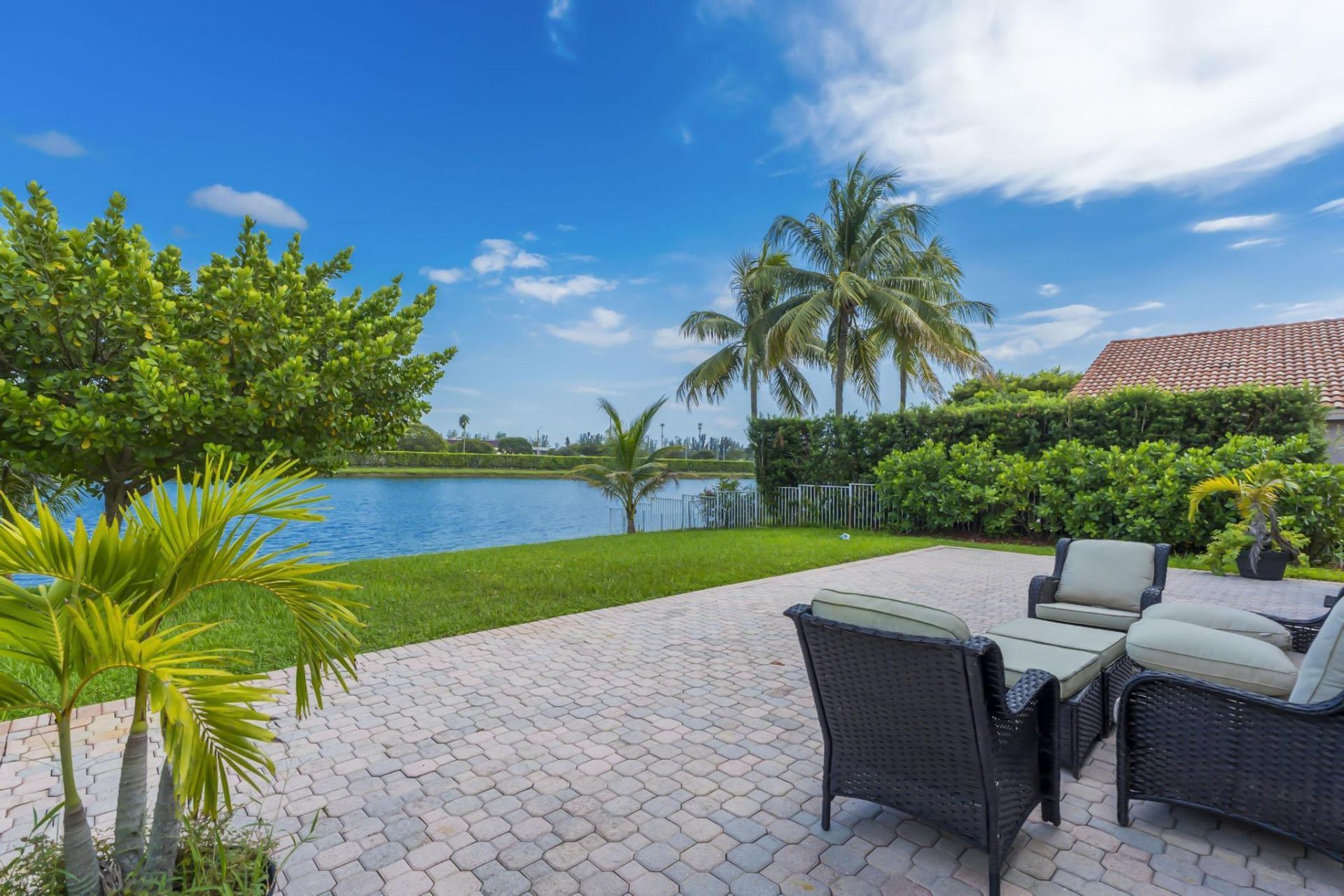 1551 NW 132nd Avenue, Pembroke Pines, FL 33028 Photo