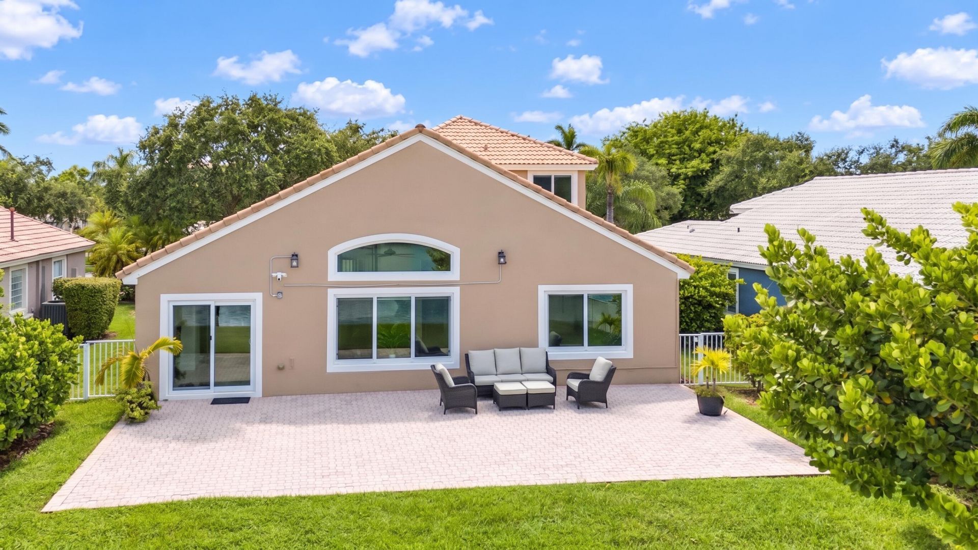 1551 NW 132nd Avenue, Pembroke Pines, FL 33028 Photo