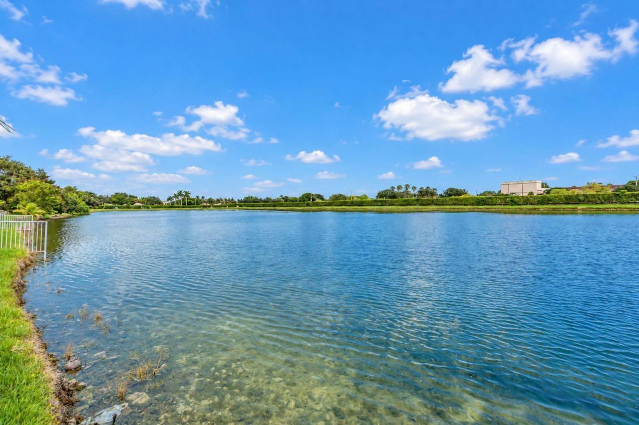 1551 NW 132nd Avenue, Pembroke Pines, FL 33028 Photo