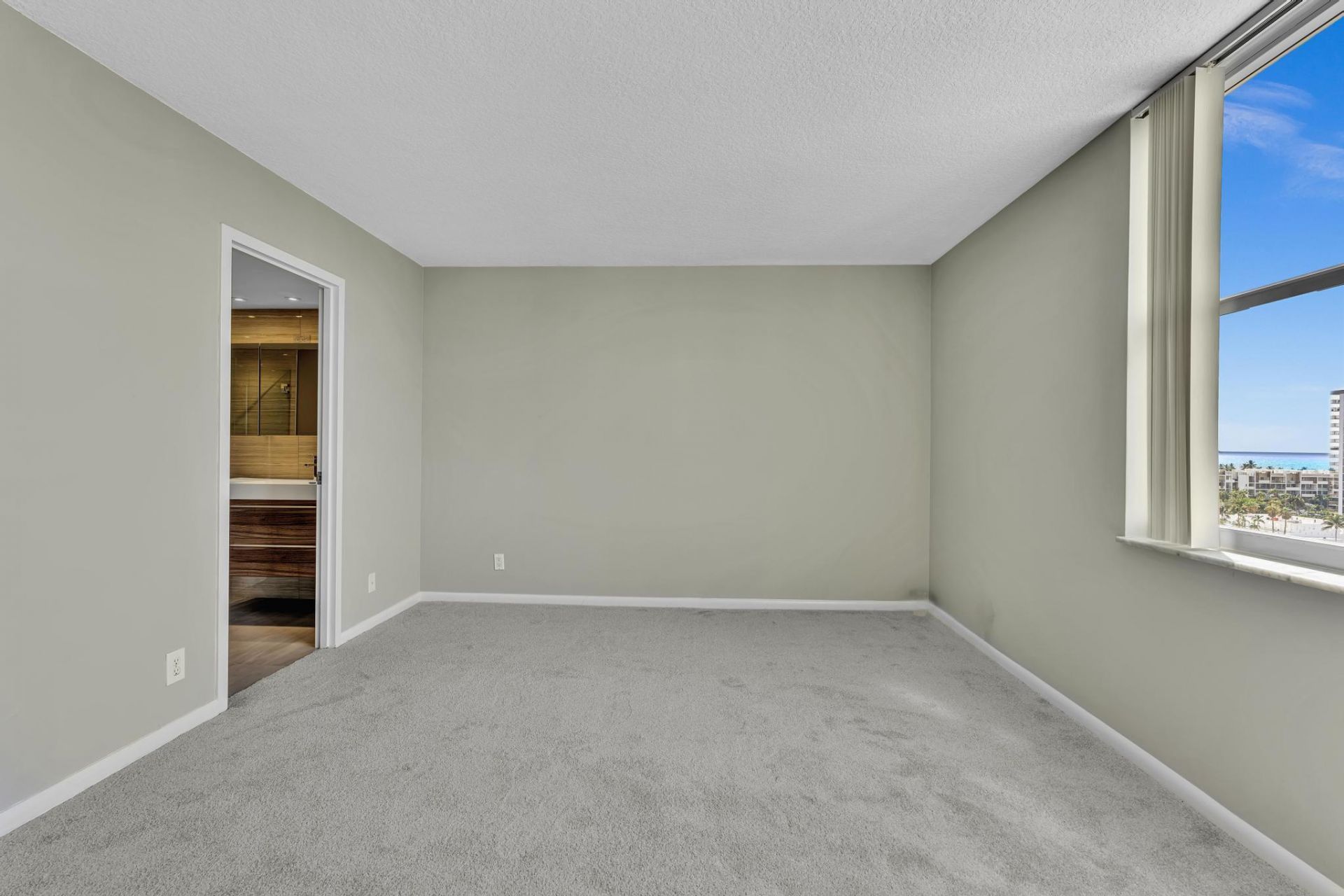 3233 NE 32nd Avenue, Unit 1103, Fort Lauderdale, FL 33308 Photo