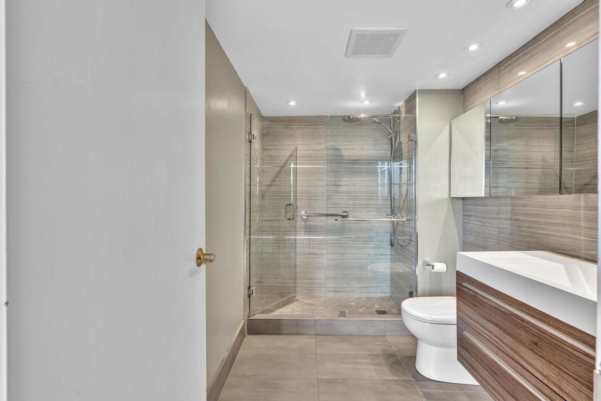 3233 NE 32nd Avenue, Unit 1103, Fort Lauderdale, FL 33308 Photo